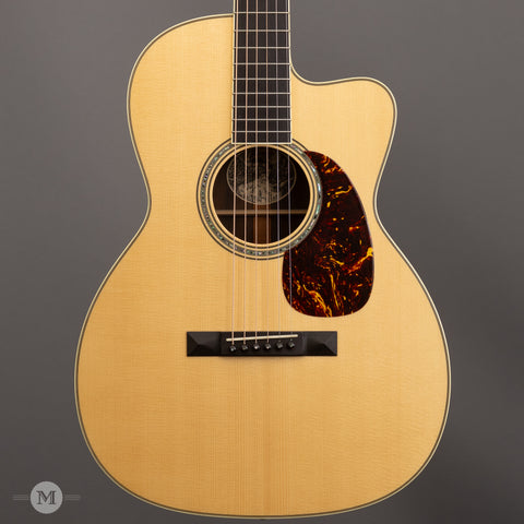 Collings Guitars - 2005 - 0003 Cutaway - German Spruce - Brazilian Rosewood - Used - Front Close