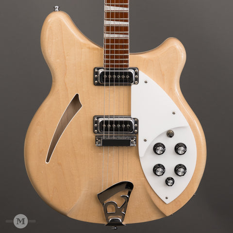 Rickenbacker Electric Guitars - 2018 360 Mapleglo - Used - Front Close