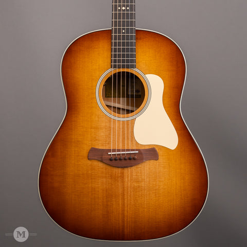 Taylor Acoustic Guitars - Gold Label 517e SB - Cream Pickguard - Front Close