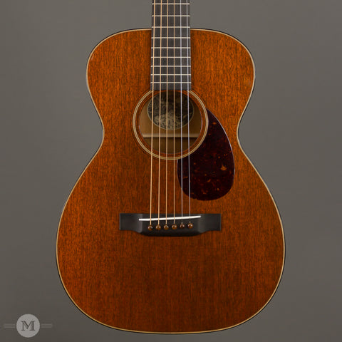 Collings Acoustic Guitars - 01 Mahogany Traditional T Series - Front Close