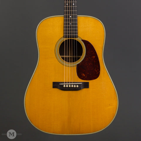 Martin Acoustic Guitars - 1953 D-28 - Front Close