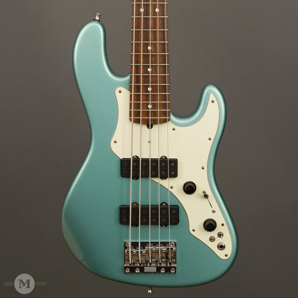 1997-Roscoe-BeckV-Bass-