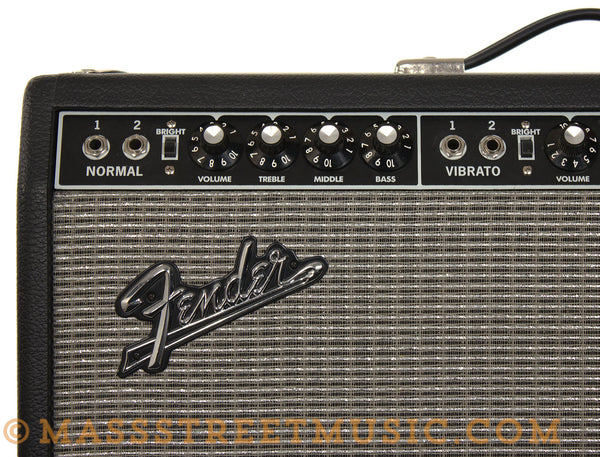 65ReissueTwinReverb_ControlsLe