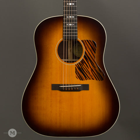 Leo Posch Acoustic Guitars - AJ RW - Front Close