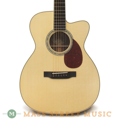 Collings OM3MRGVNCut Acoustic Guitar - front close