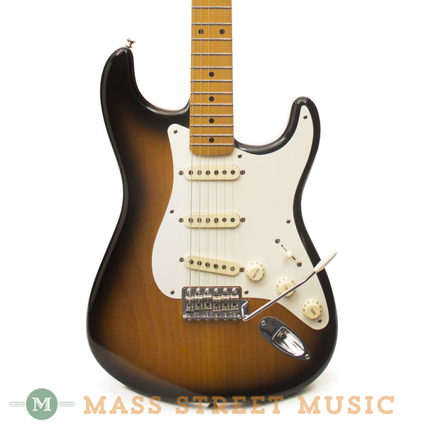 Fender_EricJohnsonStrat-2006-