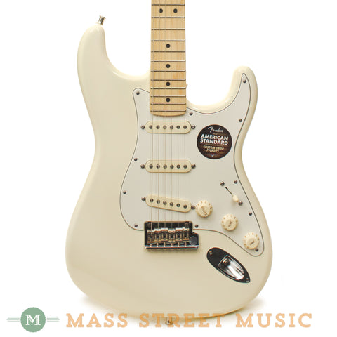 Fender Stratocaster American Standard 2013 Used Electric Guitar - front close