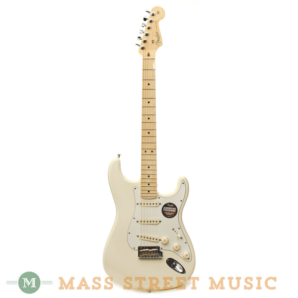Fender_Strat-AmericanStandard-