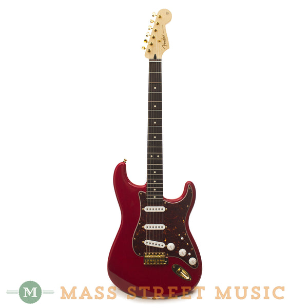 Fender_Strat-DeluxePlayers-