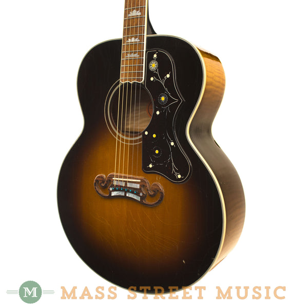 Gibson_SJ-200-