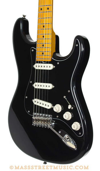 Don Grosh NOS Retro Gilmour Black on Black | Mass Street Music