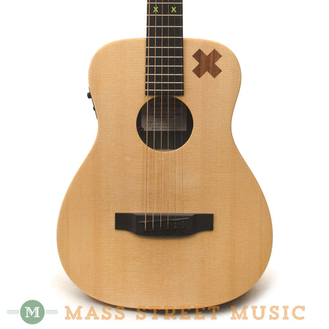 Martin Ed Sheeran X Signature Edition Acoustic Guitar - front close