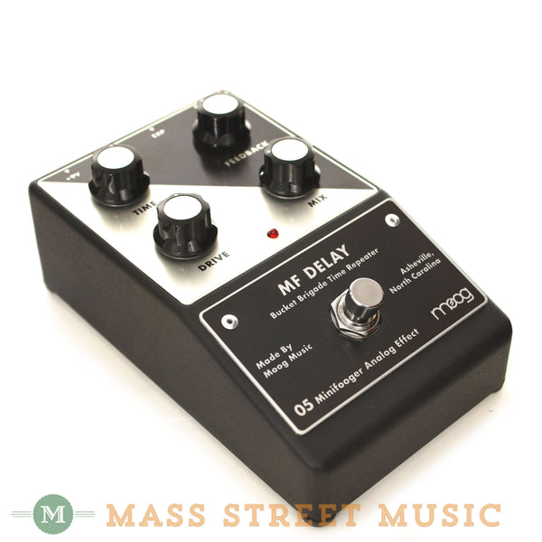 Moog_MF-Delay_angle_grande.jpg