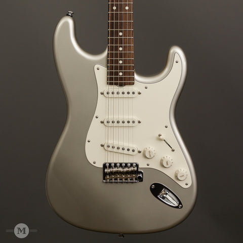 Don Grosh Electric Guitars - NOS Retro - Inca Silver - Front Close