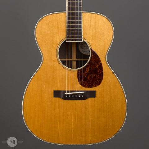 Bourgeois Acoustic Guitars - OM - Large Sound Hole - LE - Front Close