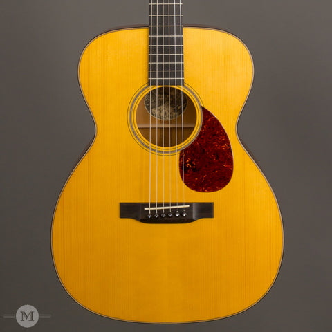 Collings Acoustic Guitars - OM1 A JL Traditional - Julian Lage Signature - Front Close