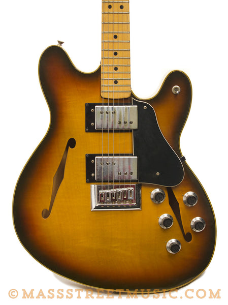 Starcaster1975_body_grande.jpg