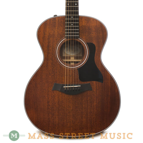 Taylor 324e Mahogany 2014 Used Acoustic Guitar - front close