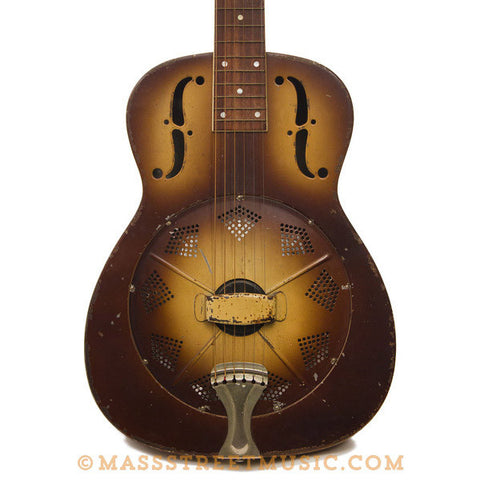 National Triolian Square-Neck Resonator - front cu