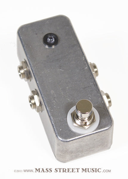 Loop-Master 1 Loop Micro Switcher w/ LED Guitar Effect Pedal