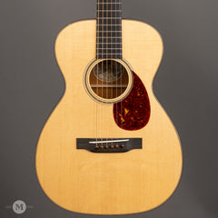 Collings Acoustic Guitars - 01 T - Traditional Series - Front Close