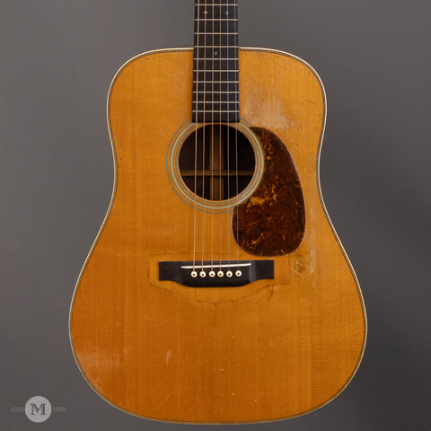 Martin Guitars - 1939 D-28 - Vintage