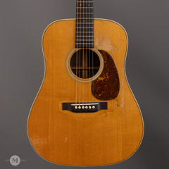 Martin Guitars - 1939 D-28 - Vintage