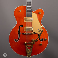 Gretsch Electric Guitars - 2001 6120 Hollow-Body - USED - Front Close