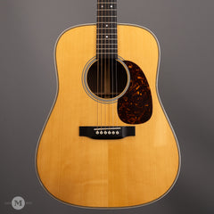 Martin Acoustic Guitars - 2011 HD-28 Custom Shop - Used - Front Close