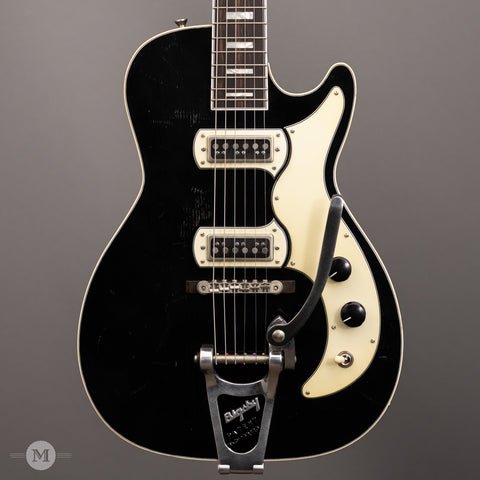 Bruce Guitars -  The Jayne - Aged Black - Bigsby - Front Close 