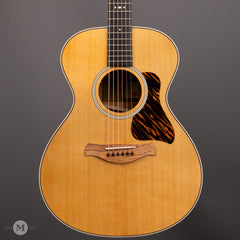 Taylor Acoustic Guitars - Gold Label 512e Natural - Front Close 