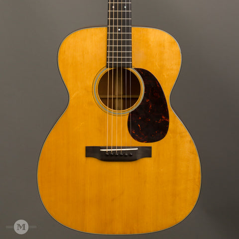 Martin Guitars - 1940 000-18 - Front Close