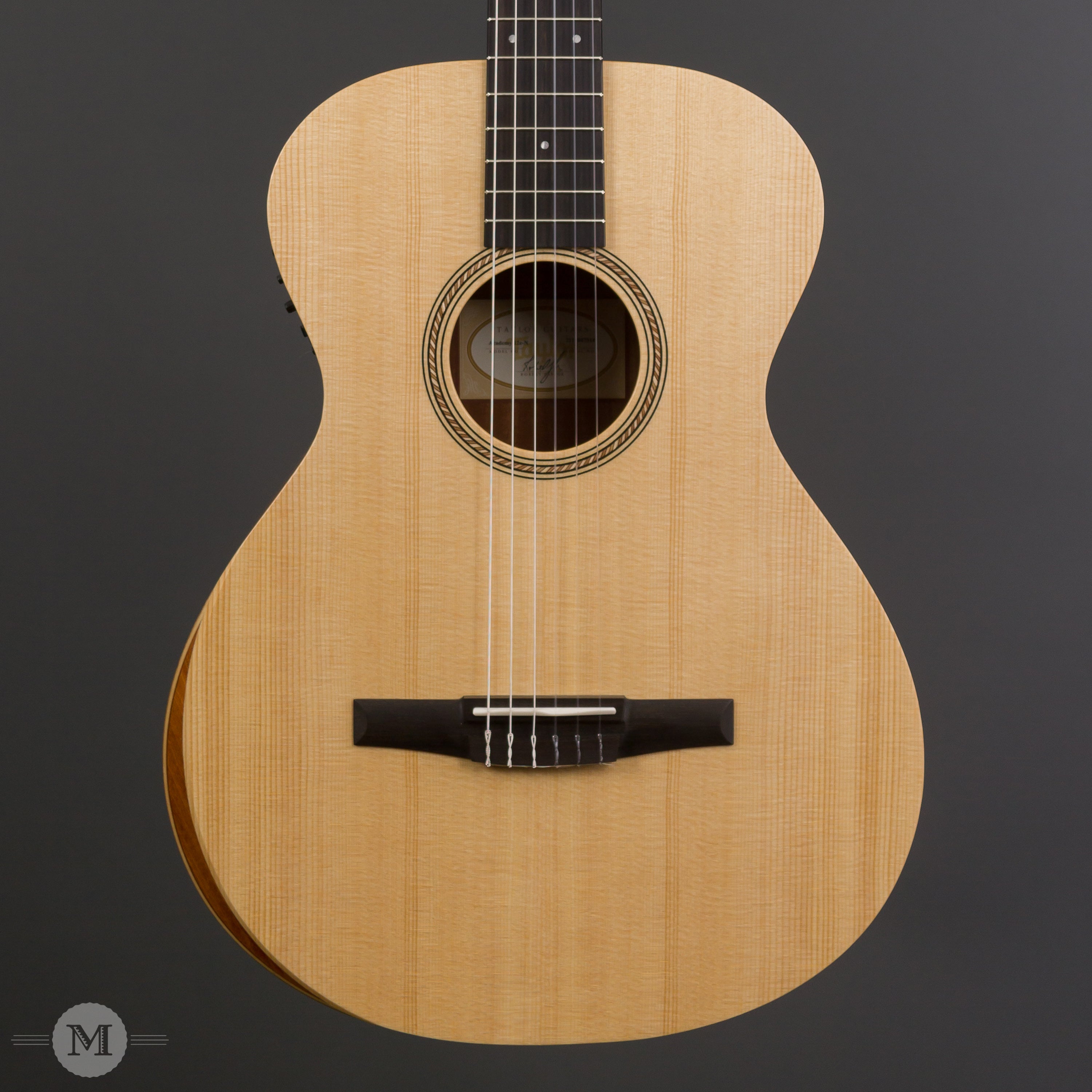 Guitars　Music　Academy　Street　12e-N　Mass　Taylor　Acoustic