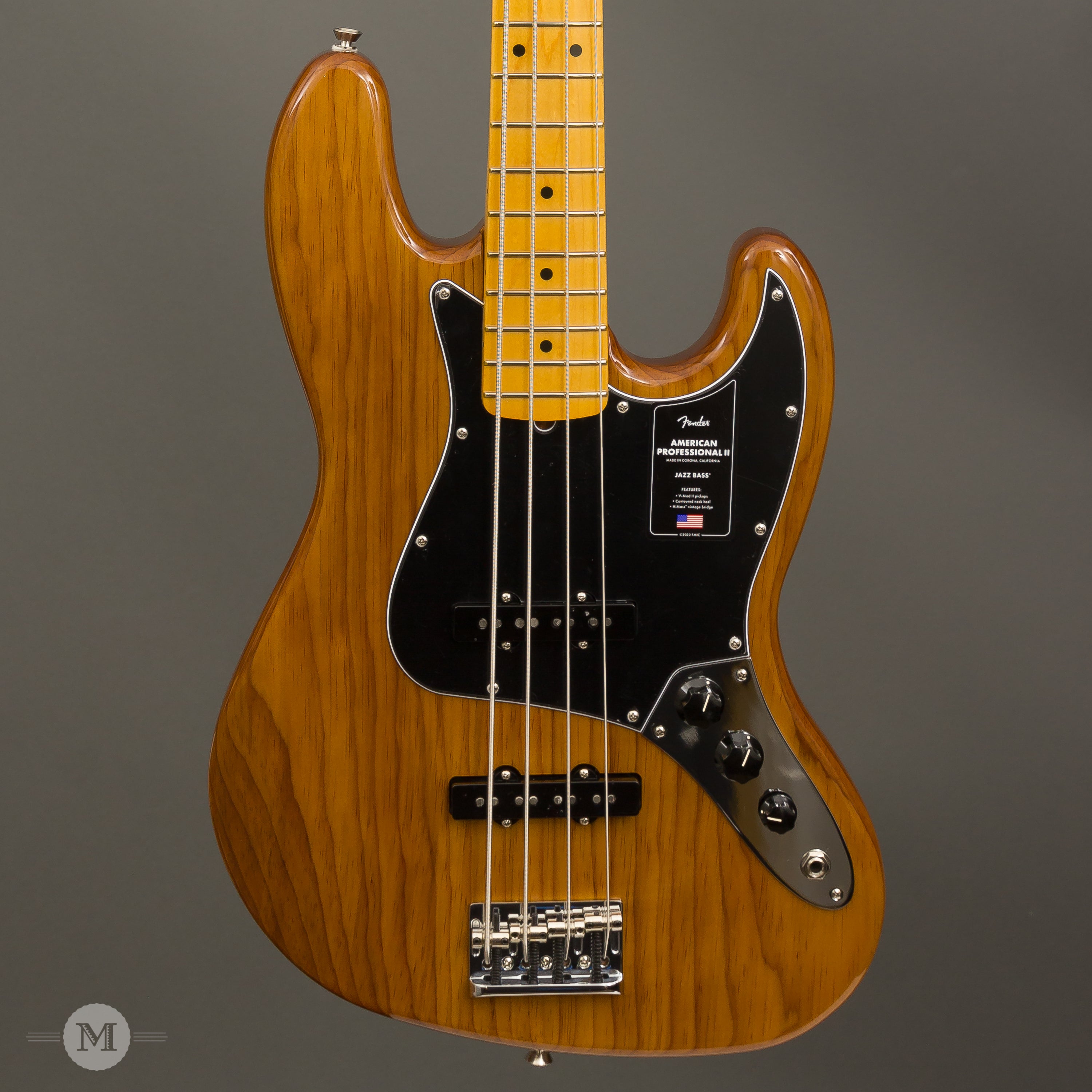 American pro deals jazz bass