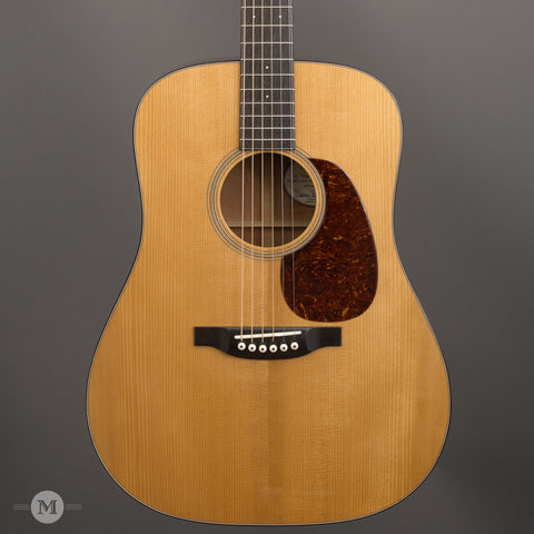 Bourgeois Acoustic Guitars - Aged Tone Series - The Championship D - Adirondack - Front Close