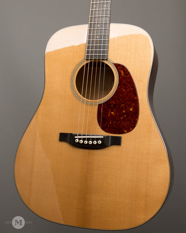 Bourgeois Acoustic Guitars - Aged Tone Series - 