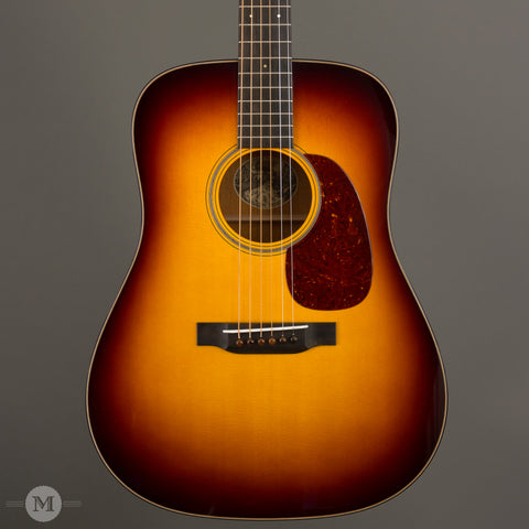Collings Acoustic Guitars - D1 Traditional T Series Custom Sunburst - Front