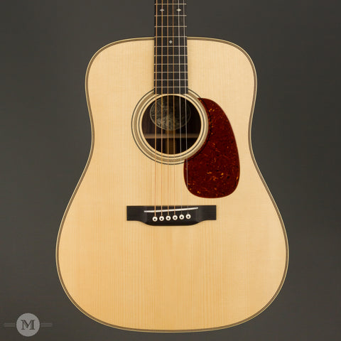 Collings Acoustic Guitars - D2H A Traditional T Series 1 11/16 - Front Close