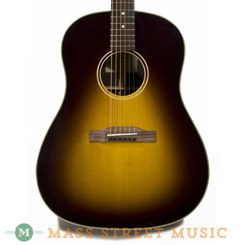 Eastman E20SS Slope Shouldered Dreadnought - front close