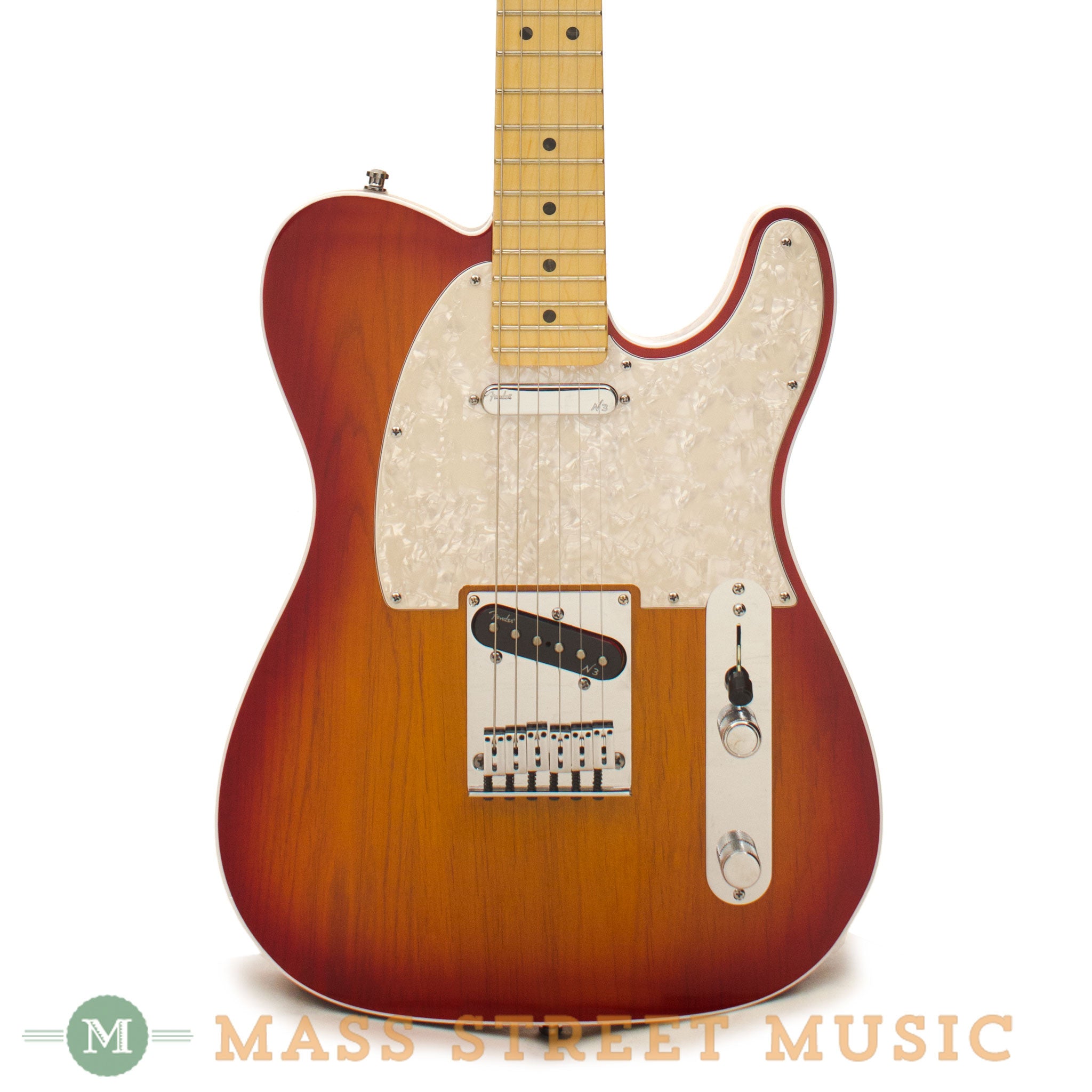 Fender - American Deluxe Tele with hardshell case | Mass Street Music