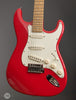 Tom Anderson Electric Guitars - Icon Classic - Fiesta Red - Distress Lv1 - Angle