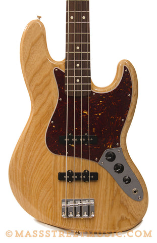 Fender Standard Jazz Bass Guitar 2013 - body