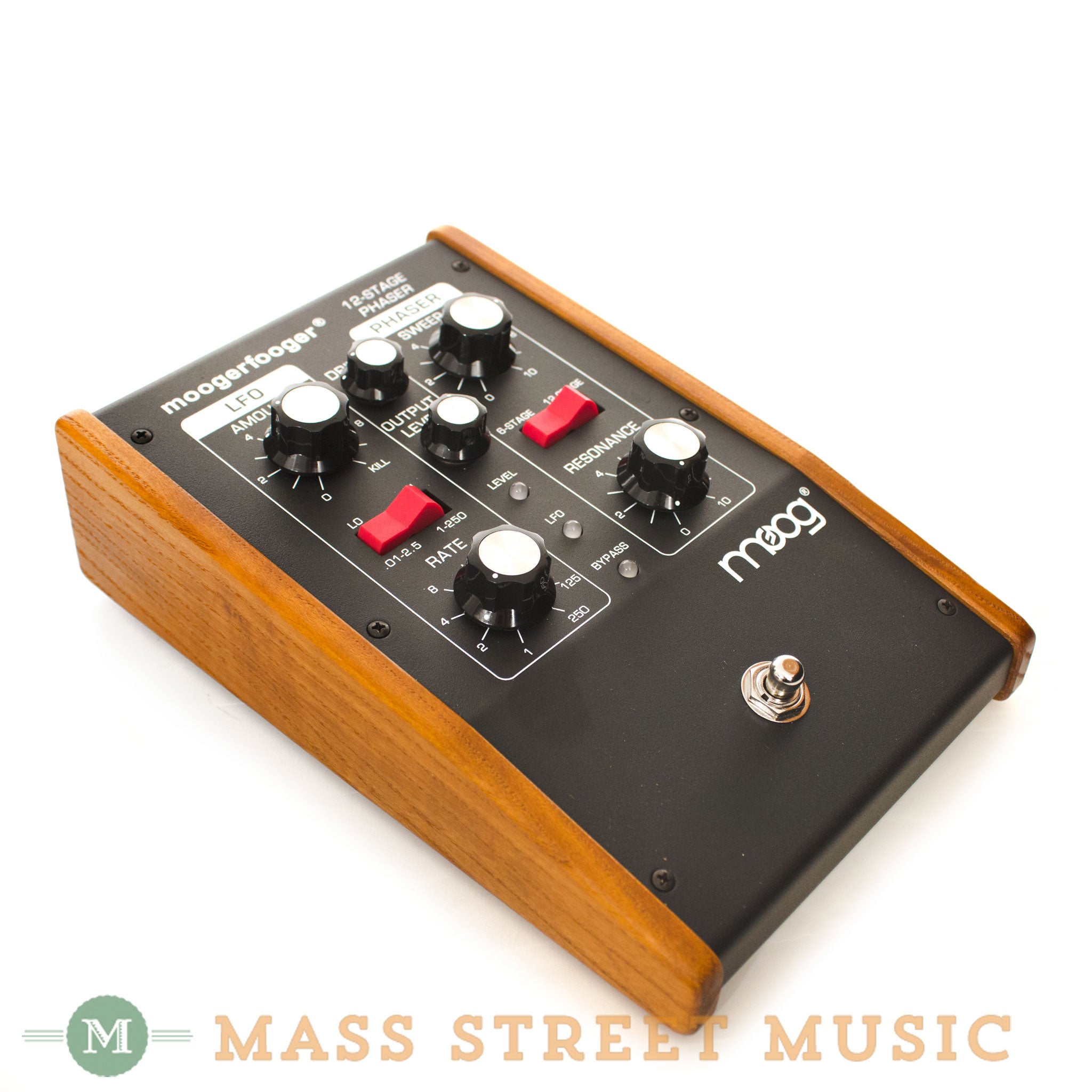 moog effect pedal Moog MF-103 12 Stage Phaser Pedal