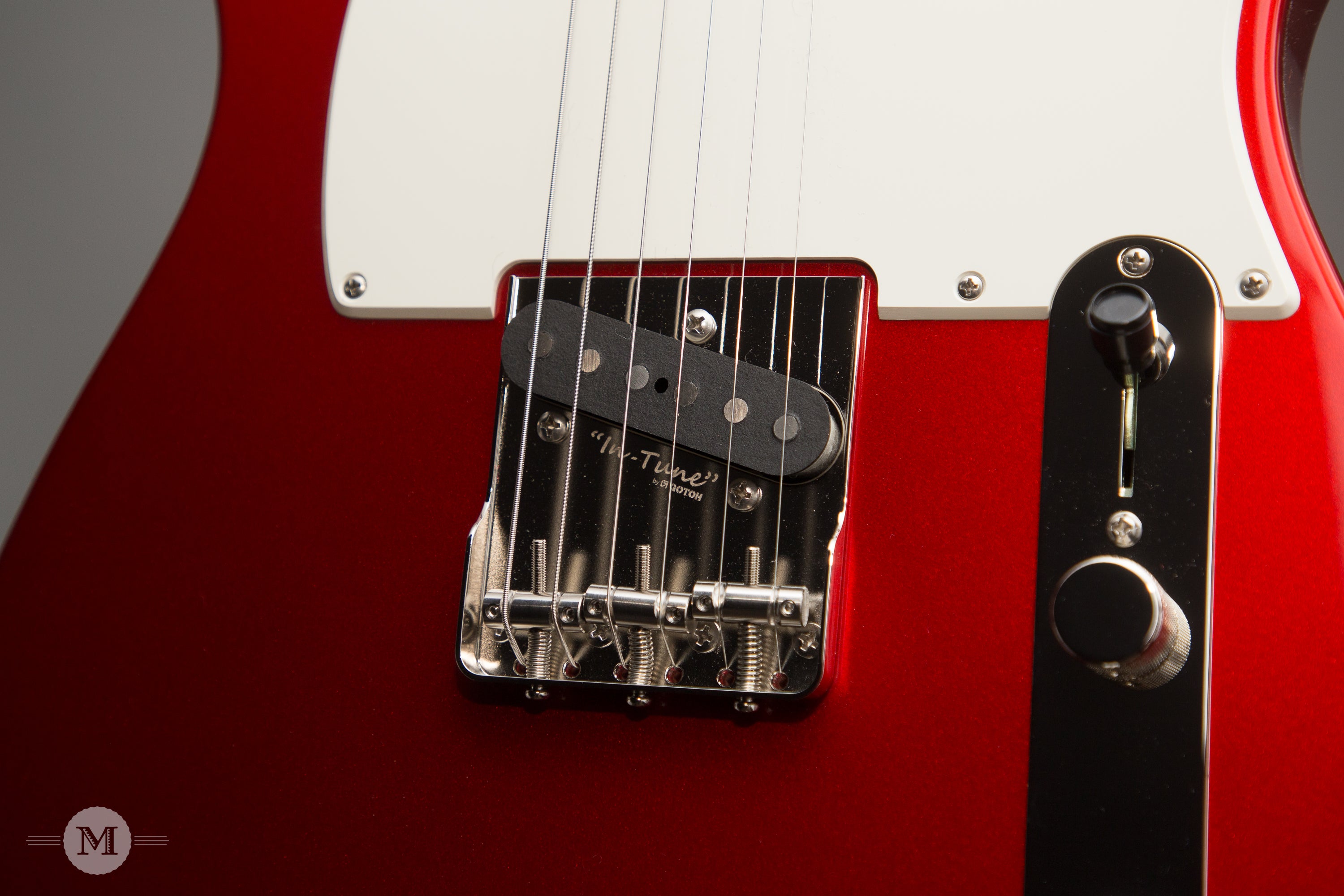 Don Grosh Electric Guitars - NOS Vintage T - Candy Apple Red