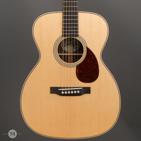 Collings Acoustic Guitars - OM2H Traditional - T Series - Front Close