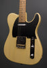 Tom Anderson Electric Guitars - T Icon Classic - Trans Butterscotch - Angle