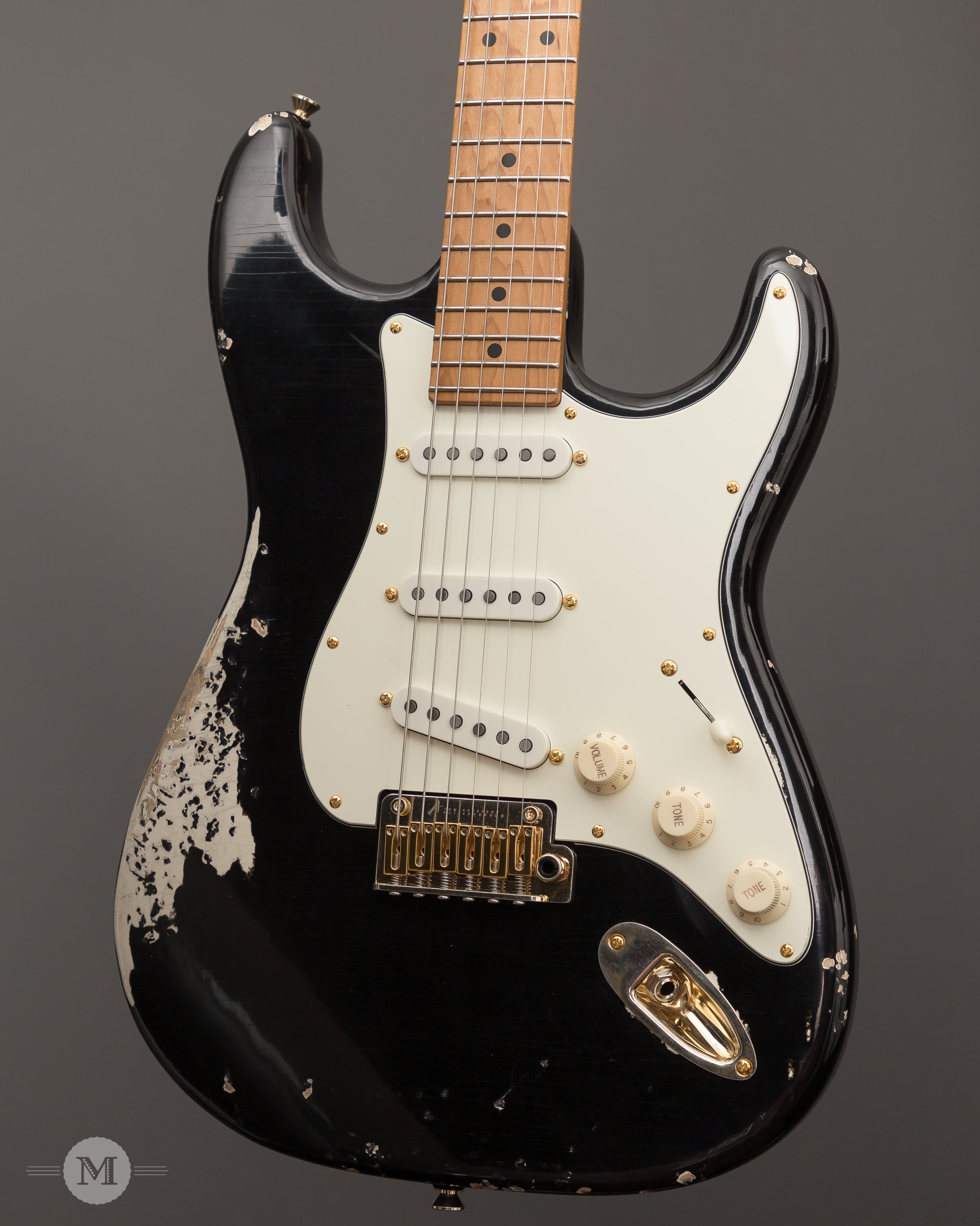 Tom Anderson Guitars - Icon Classic - Black over Olympic White -  In-Distress Lv3