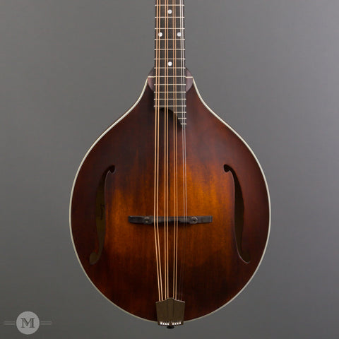 Eastman Mandolins - MDO305 Octave - Front close