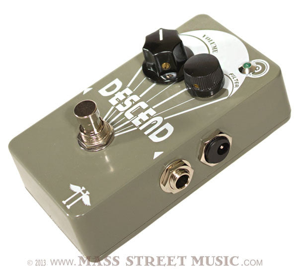 reverse guitar effect pedal Heavy Electronics Descend Reverse Volume Guitar Pedal